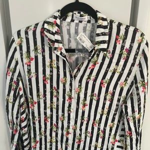 Blouse button down floral